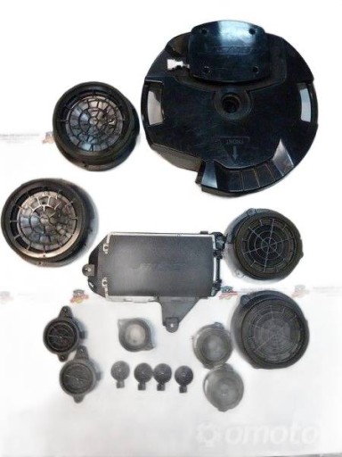 AUDI Q3 8U ZESTAW AUDIO WZMACNIACZ BOSE