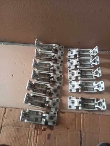 Volkswagen OE 7C0827152A zawias drzwi 7C0827151A LEWY PRAWY