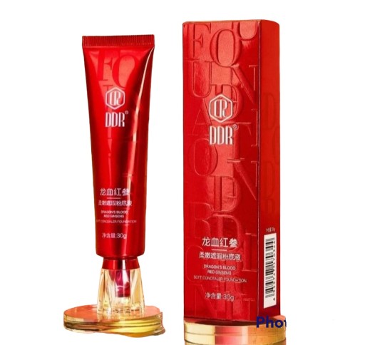 Podkład do twarzy SMOCZA KREW i ŻEŃ-SZEŃ - 30g