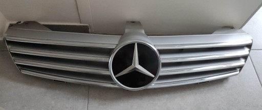 GRIL-Atrapa chłodnicy-DISTRONIC Mercedes CLS w219