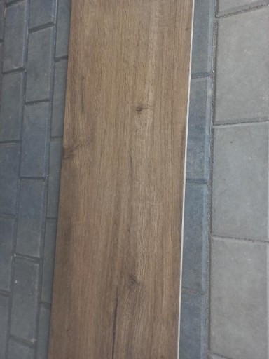 SUOMI BROWN REKT. 30x120 GAT.2 STARGRES