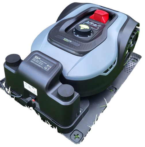 ROBOT KOSZĄCY KOSIARKA AUTOMATYCZNA 600 m2 STALCO 3