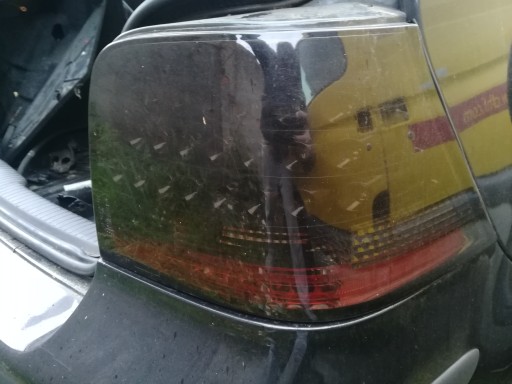 GOLF IV LAMPA TYLNATUNING PRAWA BLACK LED DIODOWA