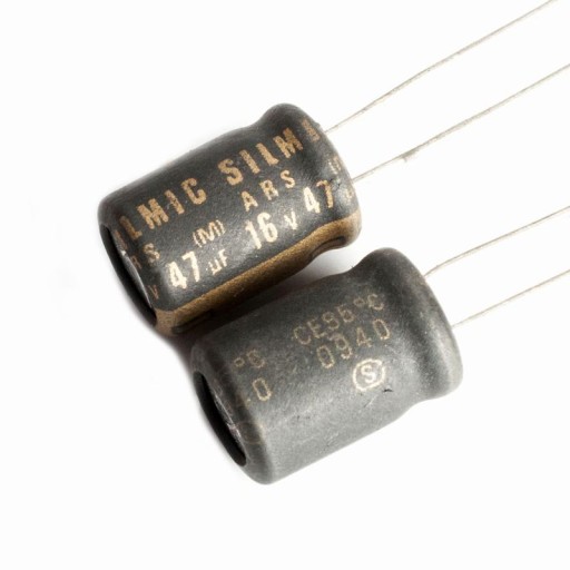 ELNA SILMIC RFS 47uF/16V DO AUDIO 1szt