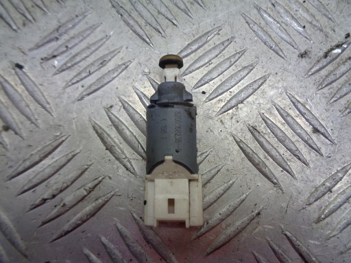 CZUJNIK SWIATEŁ STOP RENAULT MEGANE II 8200168238