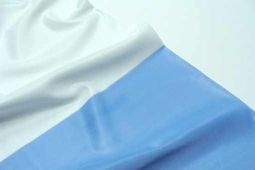 Flaga Maryjna 80 cm x 120 cm z tunelem