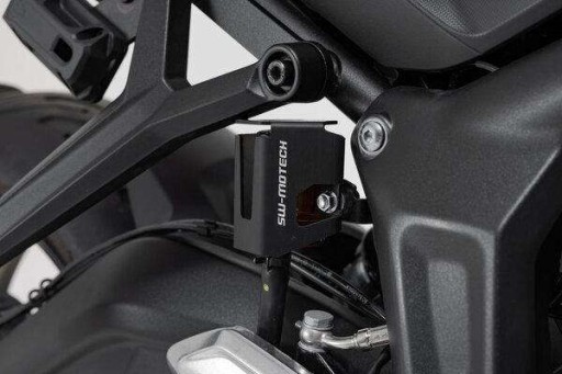 OSŁONA ZBIORNIKA PŁYNU HAMULCOWEGO TRIUMPH TRIDENT