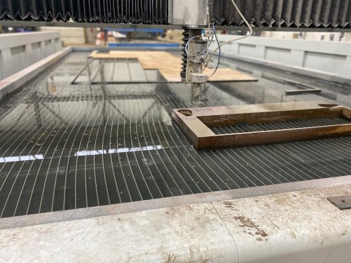 CIĘCIE WODĄ USŁUGI CNC