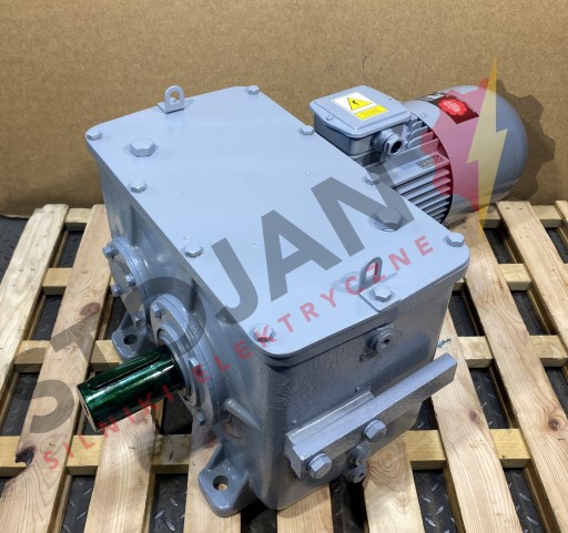 motoreduktor / przekładnia 4kW 18obr. HAMULEC