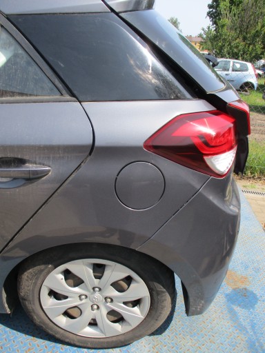 BŁOTNIK LEWY TYŁ HYUNDAI I20 II 5D 18R