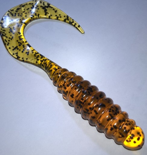 Manns Twister 10cm Herbata z czarnym brokatem