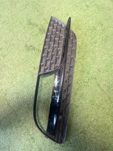 ATRAPA GRILL ZDERZAKA AUDI A5 8T 07-11R PRAWA