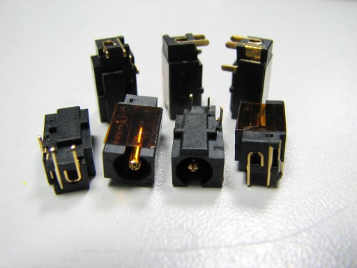 GNIAZDO HP MINI 1000 700 JP200