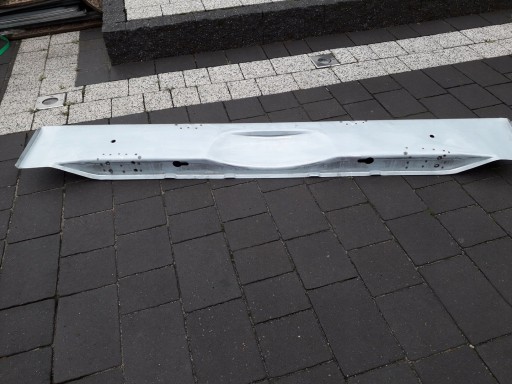 TYLNY PAS WEWNĘTRZNY PODŁOGA TYŁ VW LT SPRINTER 95