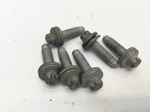 OPEL CORSA F 2020 ŚRUBA TYPU TORX BELKI TYŁ