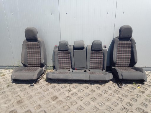 FOTELE MATERIAŁOWE KOMPLET VW GOLF V GTI