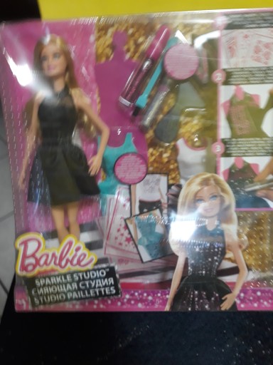 Barbie z torebką