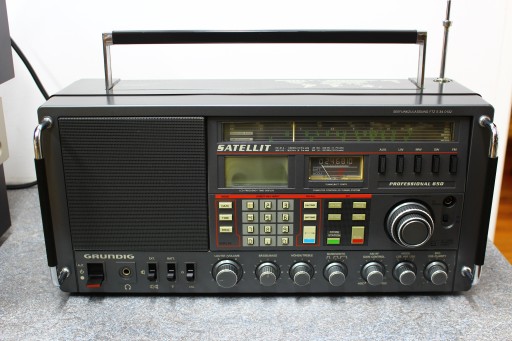 Radio wielozakresowe globalne Grundig Satellit Professional 650