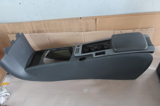 VOLVO C30 S40 II V50 LIFT TUNEL ŚRODKOWY PODŁOKIETNIK EUR 07-12