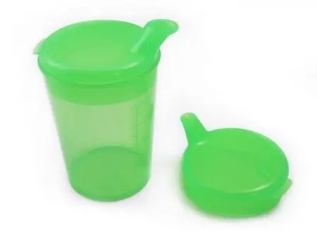 Kubek pojnik z ustnikiem do karmienia leżącego 200ml