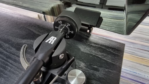 Gramofon Acoustic Research EB101