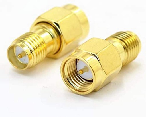 Adapter SMA wtyk / SMA-RP gniazdo