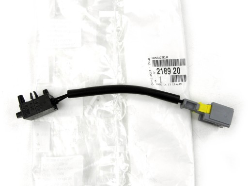 CZUJNIK PEDAŁU SPRZĘGŁA PEUGEOT 2008 3008 5008