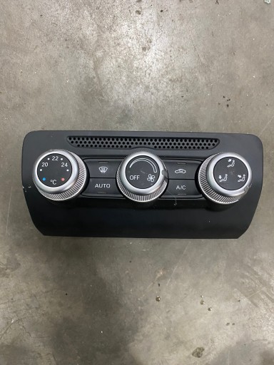 Panel nawiewu klimatyzacji Audi A1 8XA820043