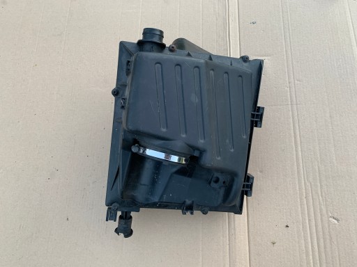 OBUDOWA FILTRA POWIETRZA 2.0 TURBO FD INSIGNIA