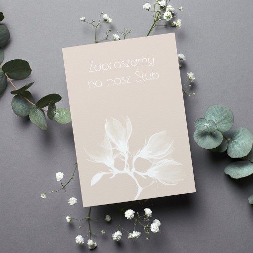 Zaproszenia jednokartkowe 15x10cm 30 szt Beżowe z białymi kwiatami magnolii