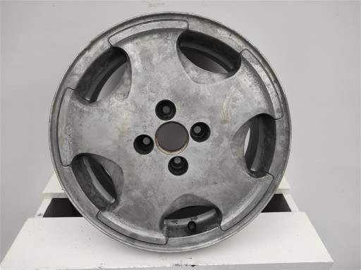 FELGA VW GOLF PASSAT VR6 15 CALI 6J ET35