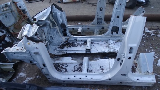 PROG SLUPEK LEWY HYUNDAI IX35 2010-