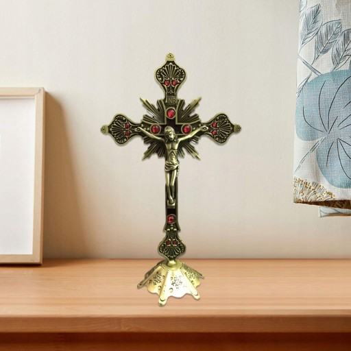 Stojący Krucyfiks Kaplica Modlitwa Dom Wielkanoc