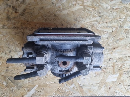 ZAWÓR MODULATOR EBS HAMULCOWY DAF 95 105 XF 85 CF