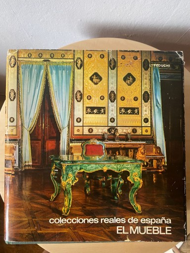 Książka EL MUEBLE Colecciones reales de Espana