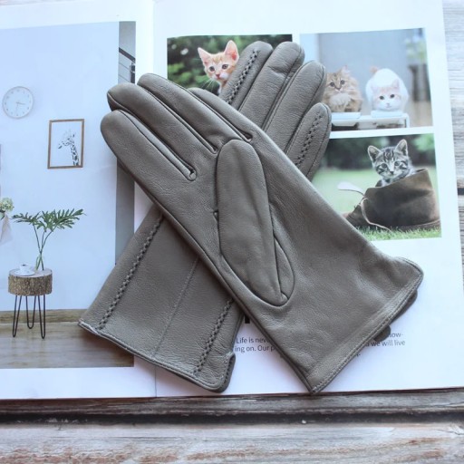 New Women Color Leather Gloves Striped Style Velvet Lining Autumn And