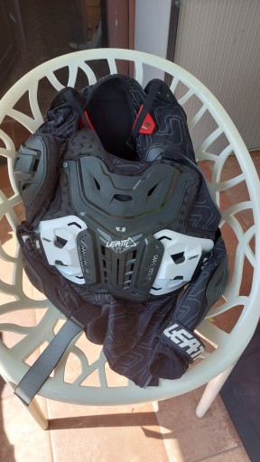 Leatt 4.5 Buzer body armor