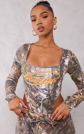 PRETTYLITTLETHING BODY DŁUGI RĘKAW NADRUK RXS R221103
