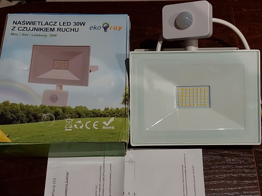 Naświetlacz Halogen 30W z czujnikiem ruchu 3000K