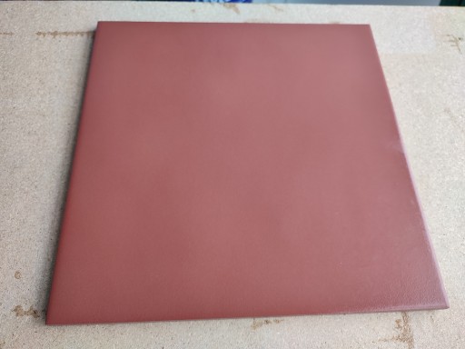 KLINKIER SIMPLE RED MAT 30X30 G.1