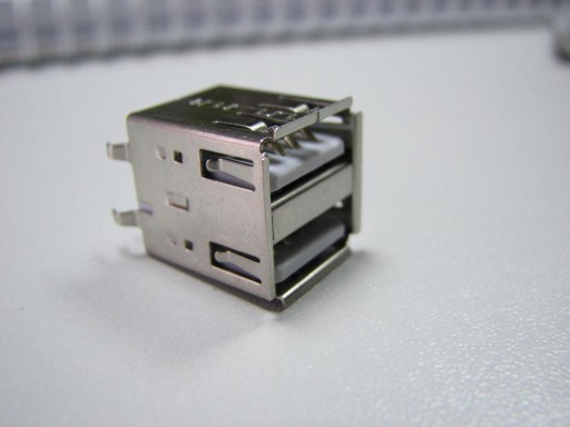 Gniazdo USB JS-AF10-004