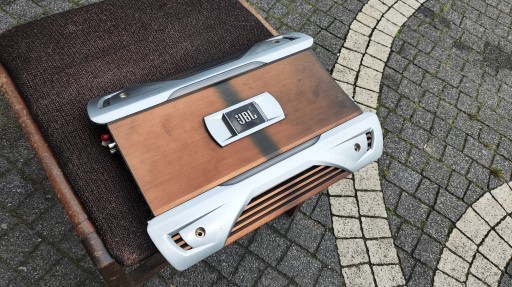 Wzmacniacz samochodowy 4 kanałowy JBL GTO 504