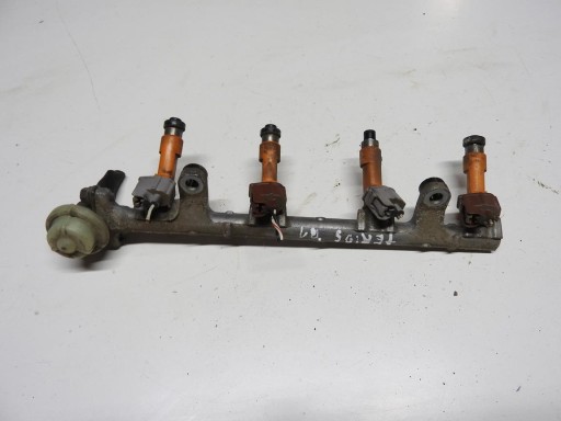 DAIHATSU TERIOS II 06-09 1.5 Listwa wtryskowa