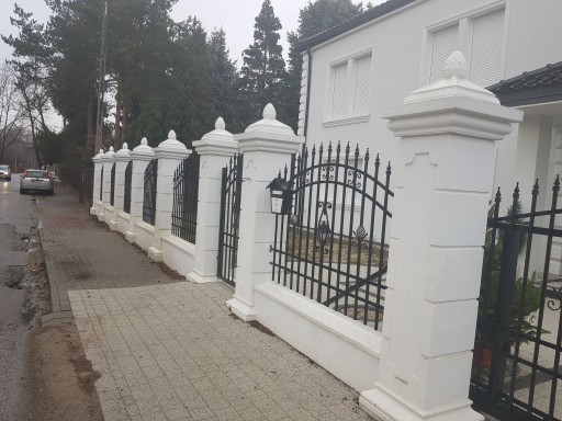 OGRODZENIA DWORKOWE ,SŁUP,PRZĘSŁA ,STYLOWE