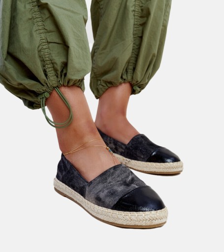 Czarne błyszczące espadryle Surana 28652 rozmiar 39