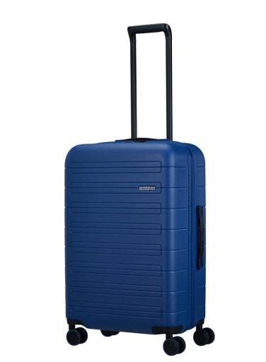 Walizka średnia z polipropylenu American Tourister Novastream - navy blue