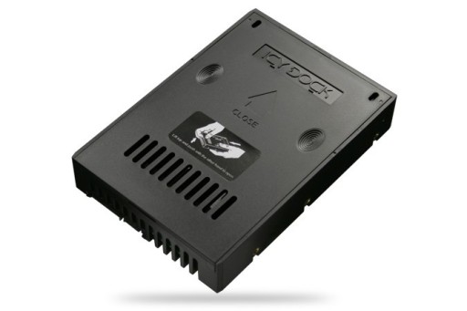 EZConvert MB882SP-1S-2B Beznarzędziowy Konwerter/Adapter 2.5