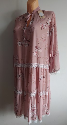 XL 46/48 włoska luźna rozkloszowana sukienka boho szyfon brudny róż falbany
