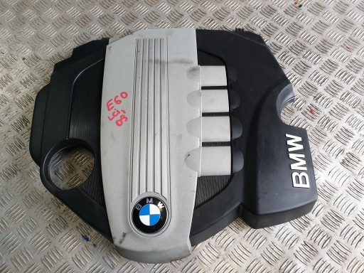 BMW E60 E61 520d N47 Osłona pokrywa silnika