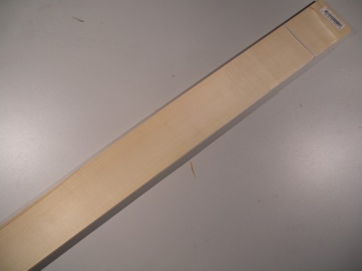 Fornir klon kanadyjski 2mm grubości 1,93 m.kw.